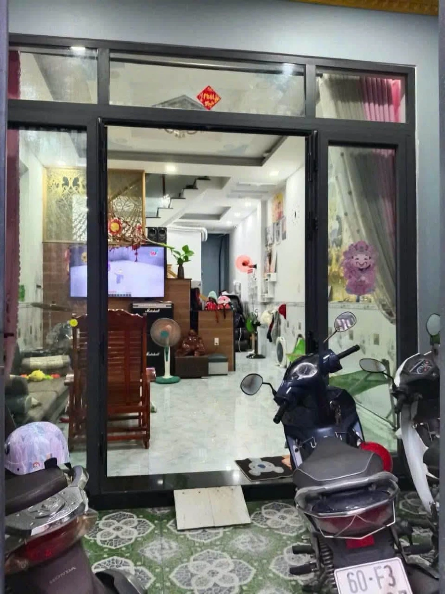 Bán nhà 1 trệt 2 lầu 180m² Hiệp Hòa 4,6 tỷ - Ảnh thu nhỏ 3
