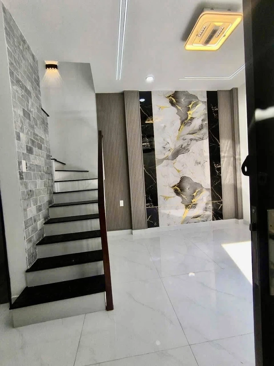Bán nhà 1 trệt 1 lầu 20m² Hiệp Thành 860 triệu - Ảnh thu nhỏ 3