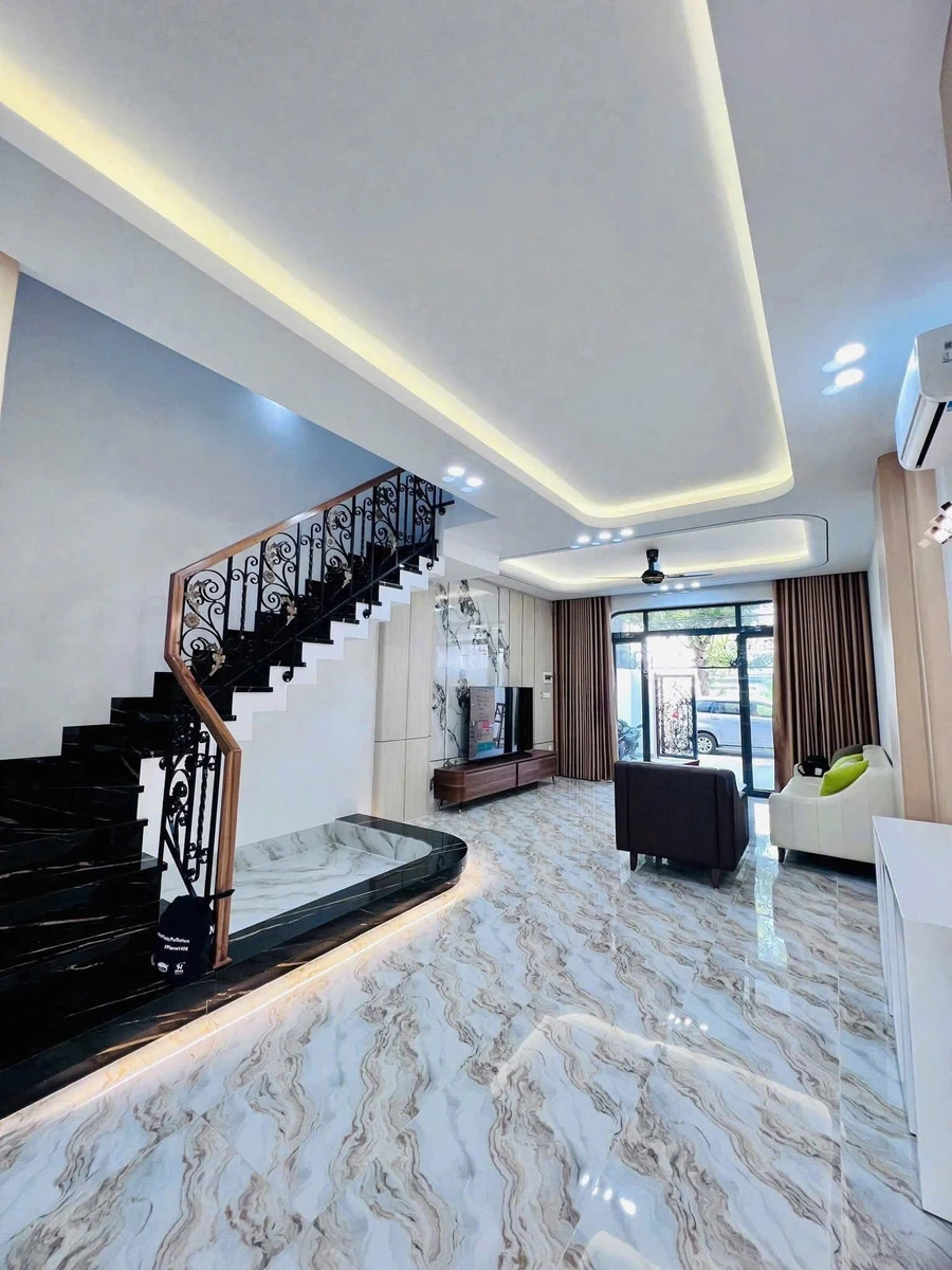 Bán nhà tân cổ điển 3 tầng 100m² Hà Quang 2 11.9 tỷ - Ảnh thu nhỏ 3