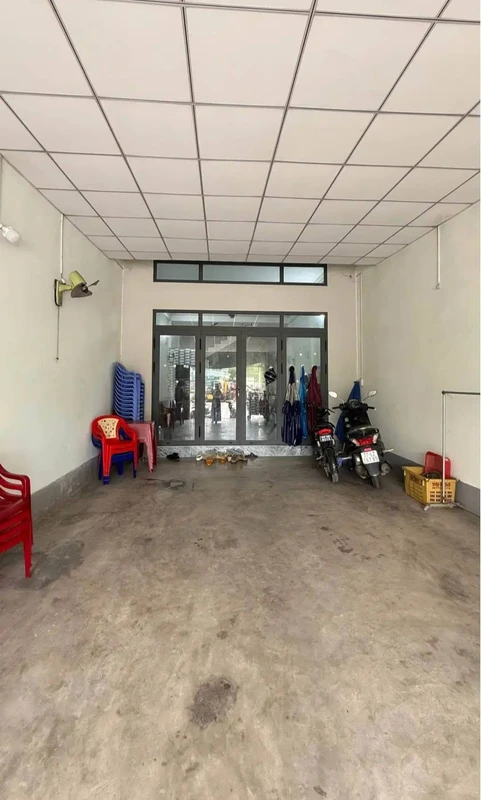 Bán nhà mặt tiền kinh doanh Hùng Vương 104m2, 2 tầng 3PN, 4,9 tỷ