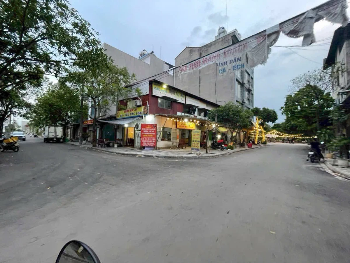 Bán lô góc 80m2 kinh doanh Gia Thượng Mê Linh giá 3 tỷ - Ảnh 1