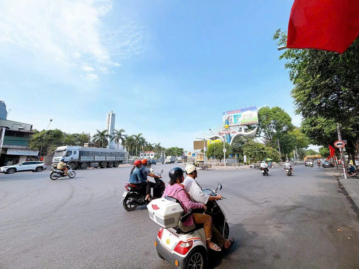 Bán nhà 1 trệt 1 lầu 223m2 gần Công viên 30/4, Cần Giờ, 3tỷ5 - Ảnh 1