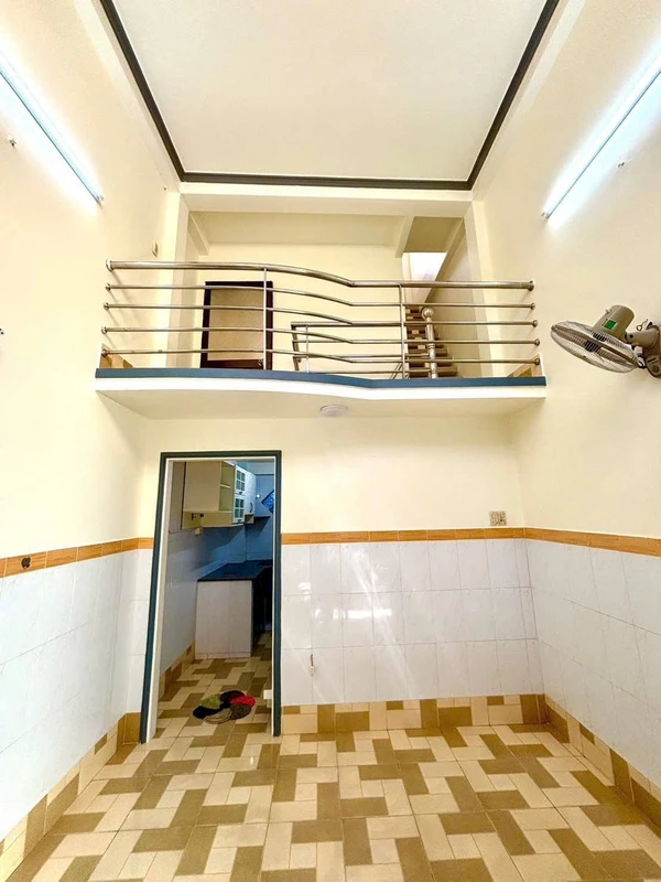 Bán nhà 2 tầng 2PN Rạch Giá 800 triệu