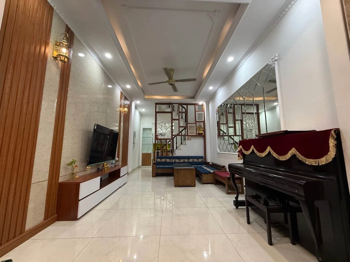 Bán nhà 4 tầng phân lô Quân đội 45m² 11 tỷ Thủ Đức - Ảnh 1