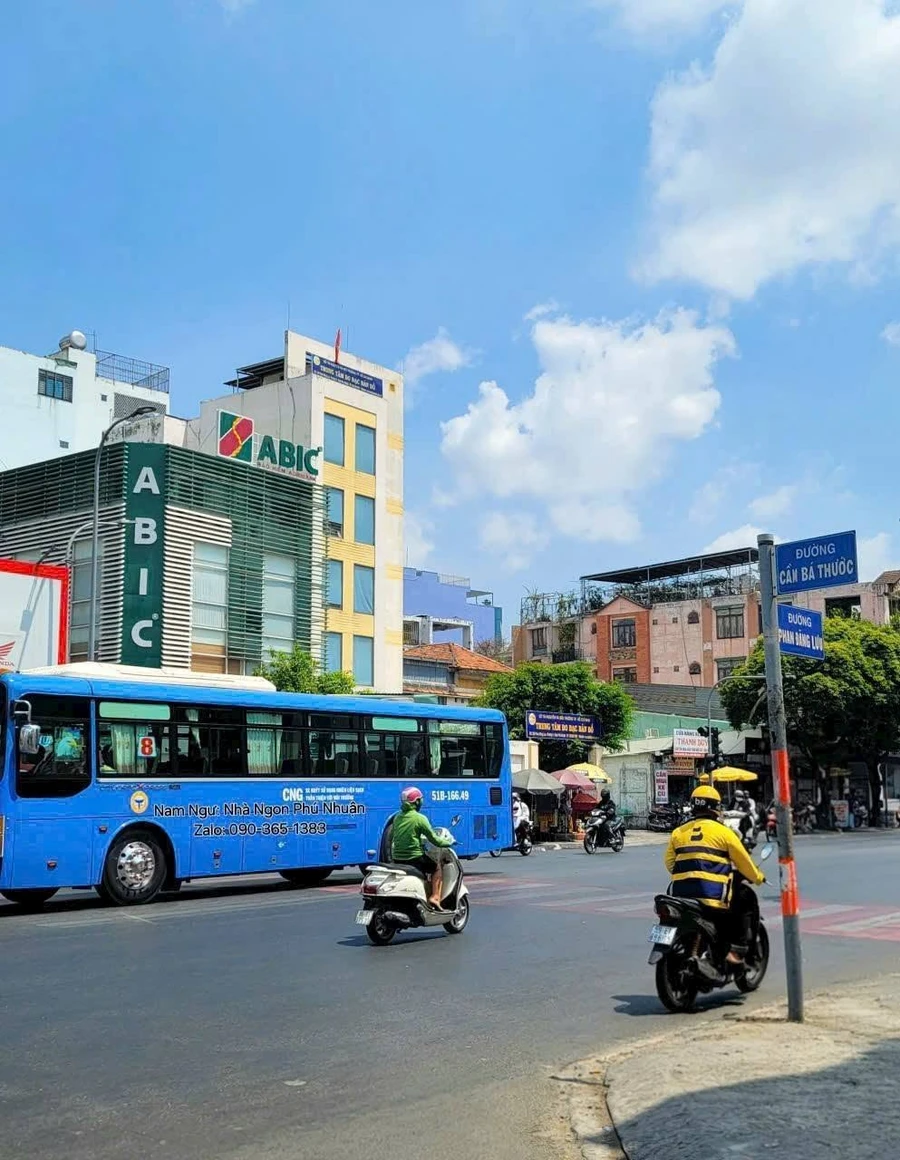 Bán nhà mặt tiền Phan Xích Long Phú Nhuận 139m2 5 tầng 24 tỷ - Ảnh thu nhỏ 5