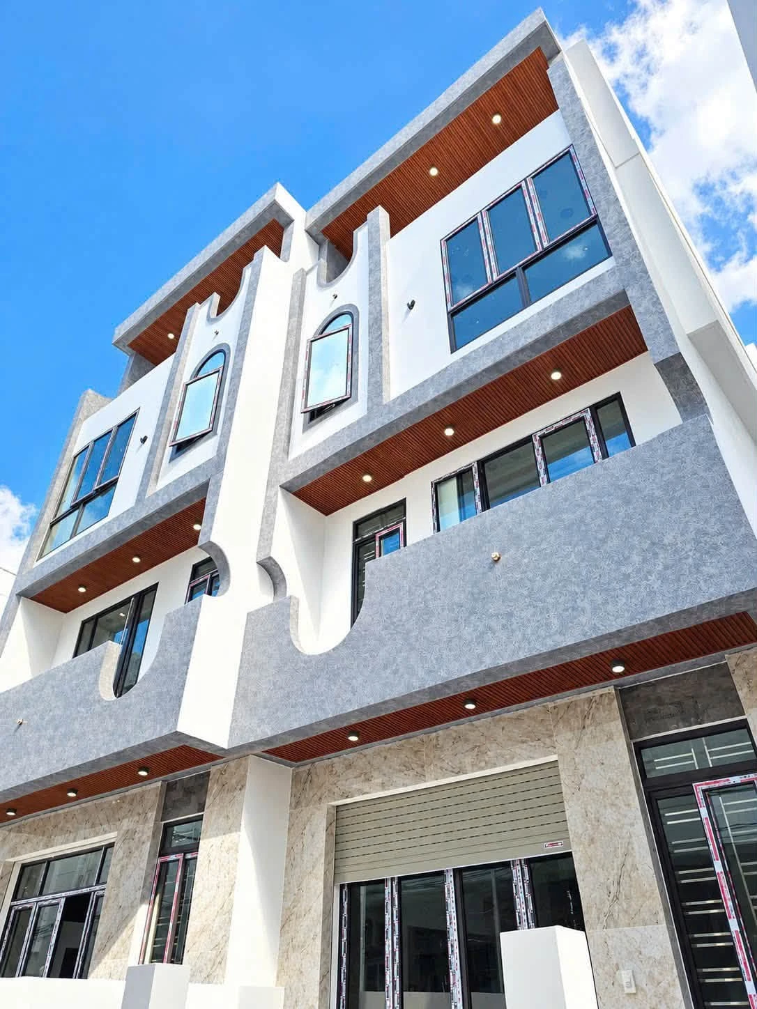 Bán nhà phố 44m2, 4 tầng mới xây đường Ngô Gia Tự - Ảnh 1
