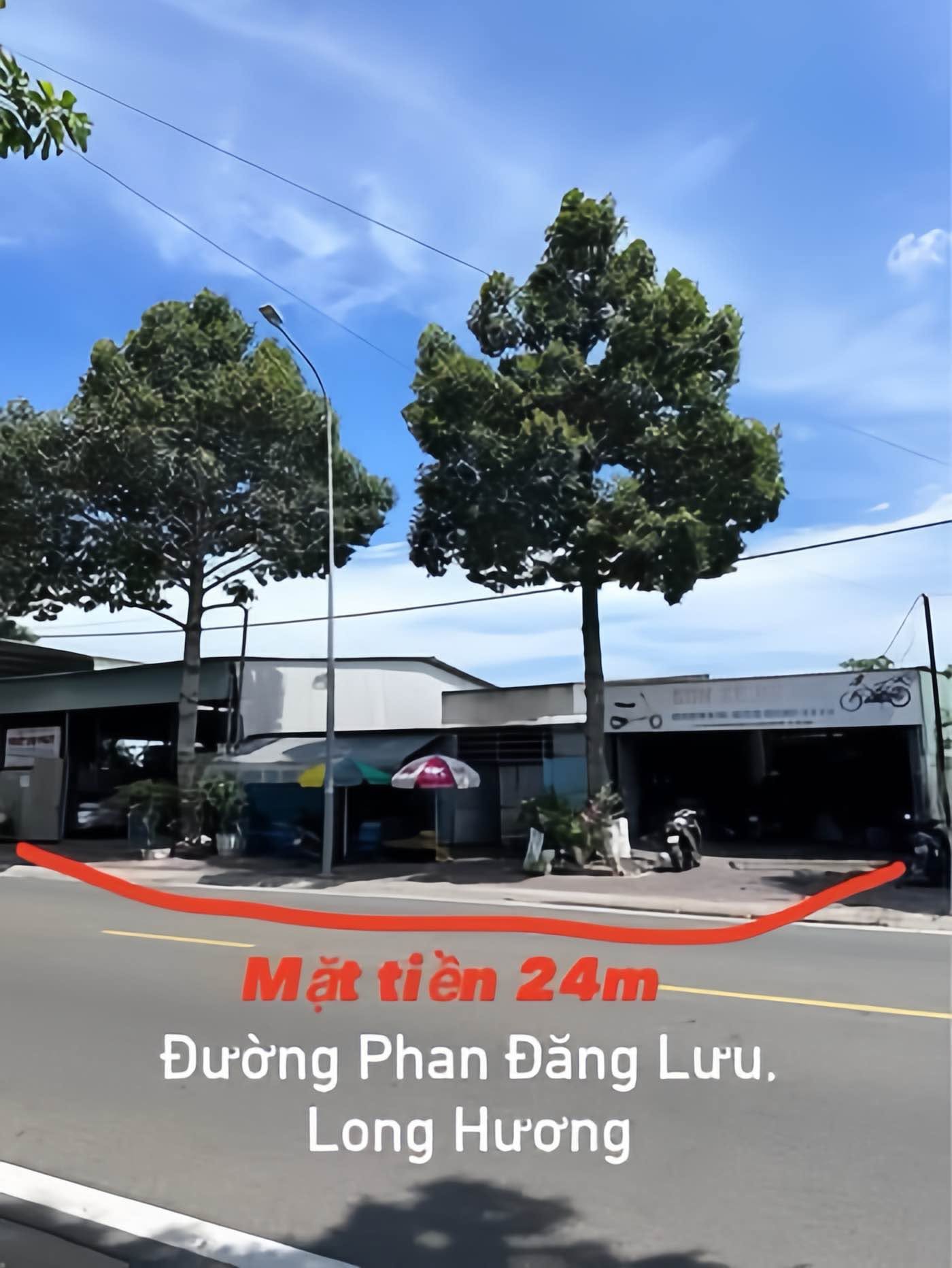Bán đất mặt tiền 600m² Phường Long Hương - Ảnh 1