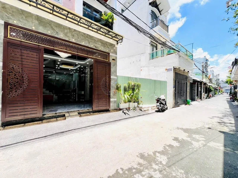 Bán nhà phố 5x13m 1 trệt 3 lầu 1 tum, 4PN 5WC đường Nguyễn Thị Kiểu, Quận 12