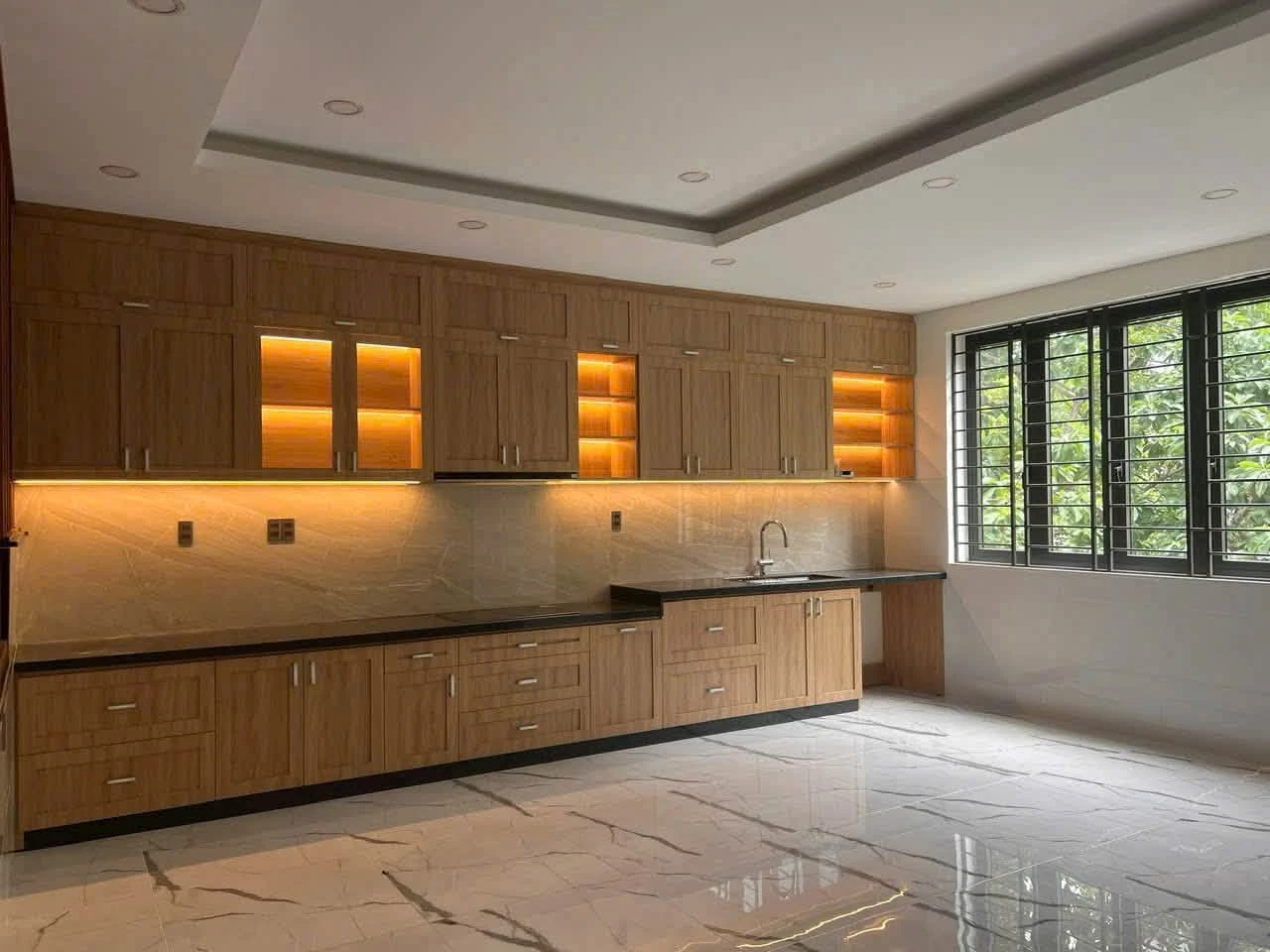 Cho thuê nhà phố gần TP mới Bình Dương, 500m², 4PN, 35 triệu/tháng - Ảnh 1