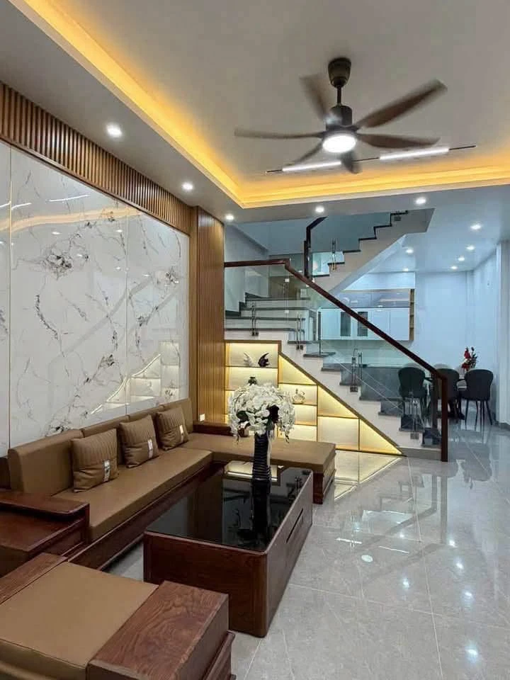 Bán nhà 3 tầng 51m² mặt tiền 4.5m Hải Phòng - Ảnh 1