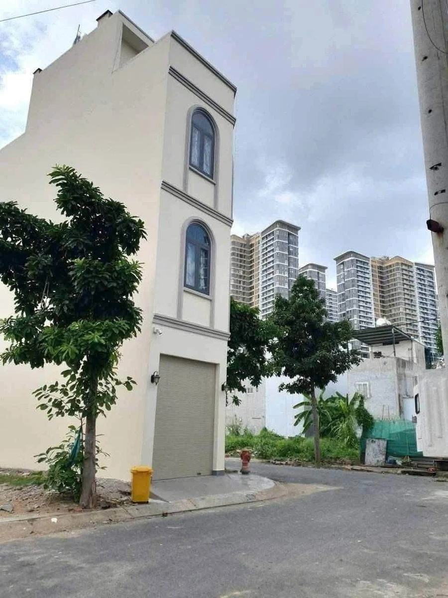 Bán lô đất 50m2 gần Vinhomes Quận 9 - 2 tỷ 8 - Ảnh 1