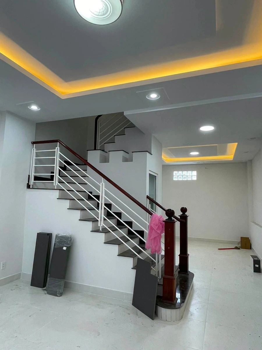 Bán nhà 1 trệt 3 lầu 61,5m2 hẻm ô tô gần Lê Văn Thịnh giá 7,5 tỷ - Ảnh thu nhỏ 5