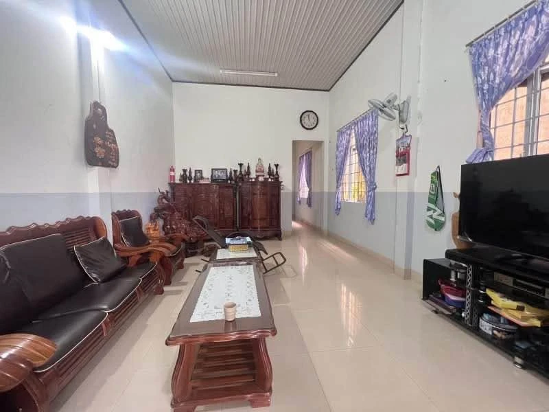 Bán nhà hẻm 195m² 3PN P. Tân Lợi Tân Phú 4,5 tỷ - Ảnh thu nhỏ 2