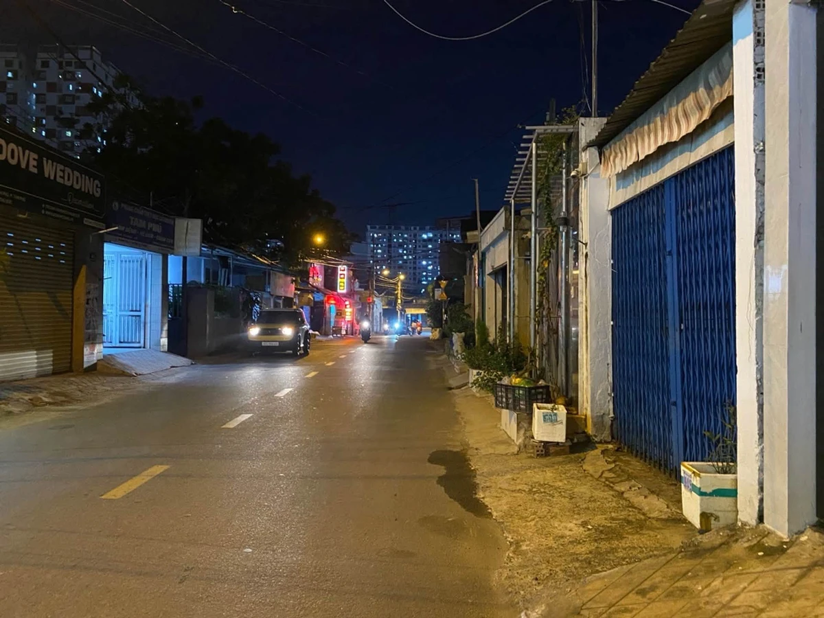 Bán shophouse mặt tiền 55m2 Bình Phú 4.9 tỷ - Ảnh 1