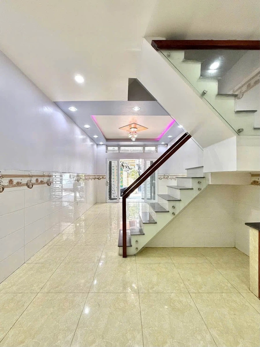 Bán nhà hẻm ô tô 46m2, 3 tầng 4PN, gần Phạm Văn Hai, Tân Bình, giá nhỉnh 7 tỷ - Ảnh thu nhỏ 4