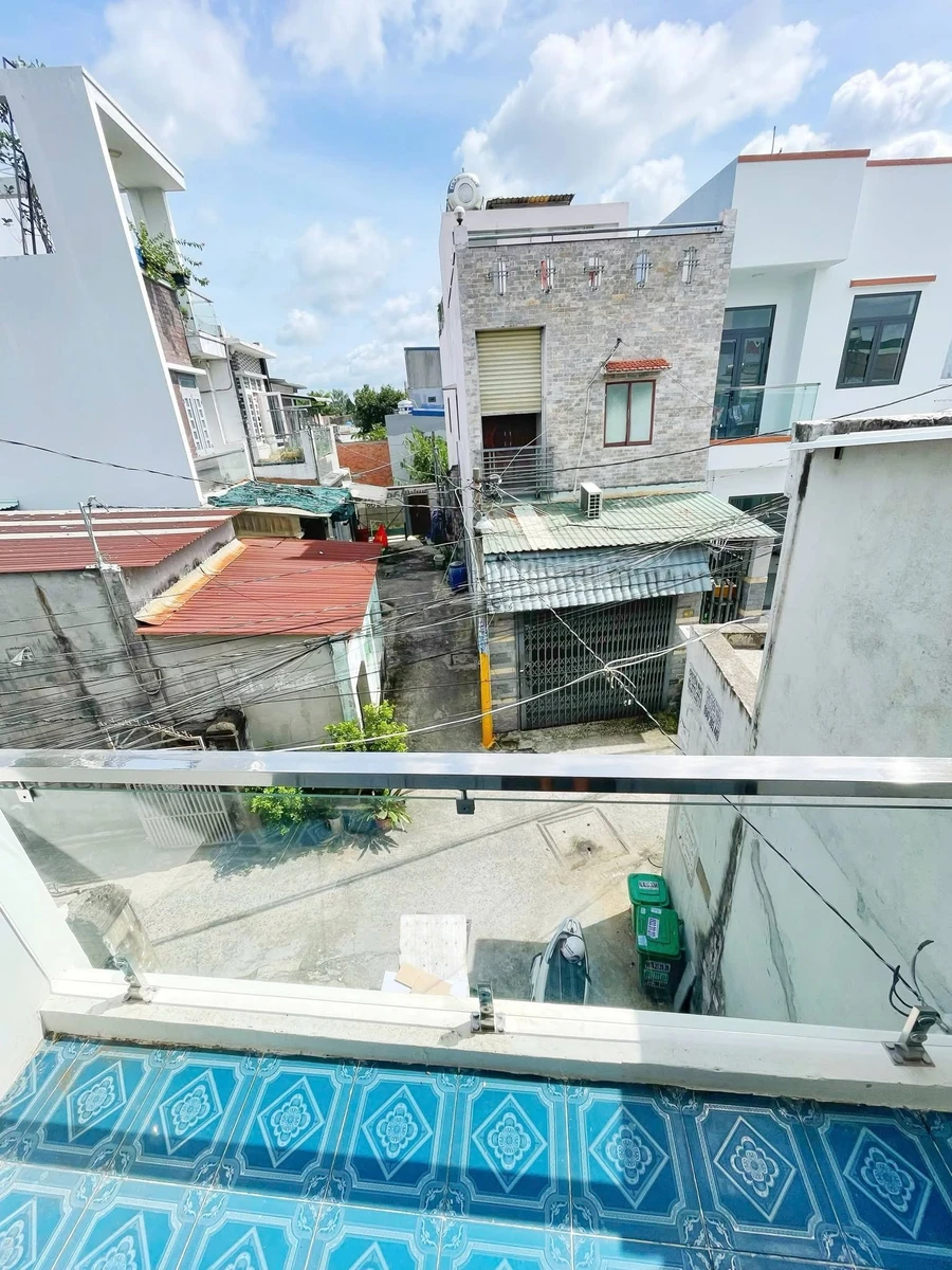 Bán nhà 1 trệt 1 lầu 3x8m, 2PN, sổ hồng riêng, Xuân Thới Đông, Hóc Môn, giá 2,25 tỷ - Ảnh thu nhỏ 4