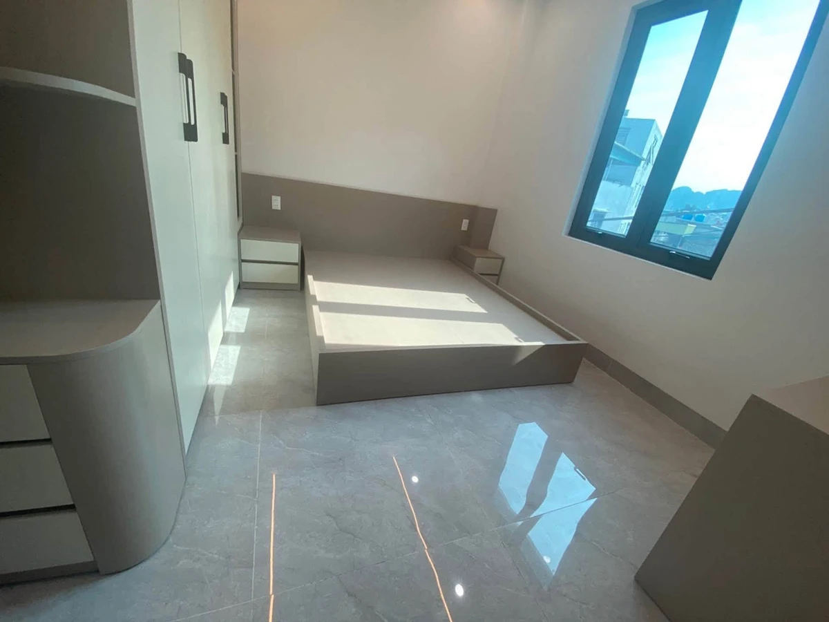Nhà 4 tầng, 4PN, 200m2, giá 4 tỷ, Hạ Long - Ảnh thu nhỏ 4