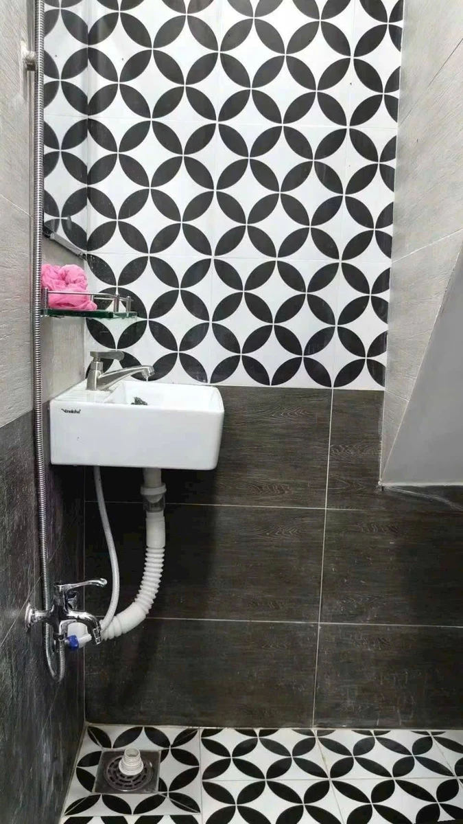 Bán nhà hẻm 994 Huỳnh Tấn Phát, Phường Bình Thuận, Quận 7, 15m2, 1 trệt 1 lầu, giá 890 triệu - Ảnh thu nhỏ 4