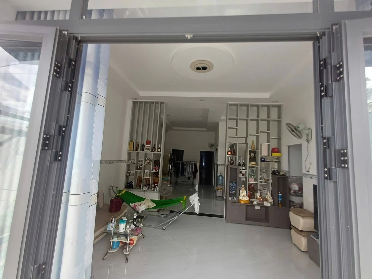 Bán nhà 2PN 130m2, 3 mặt tiền, giá 1 tỷ 499 triệu Phú Thạnh - Ảnh thu nhỏ 4