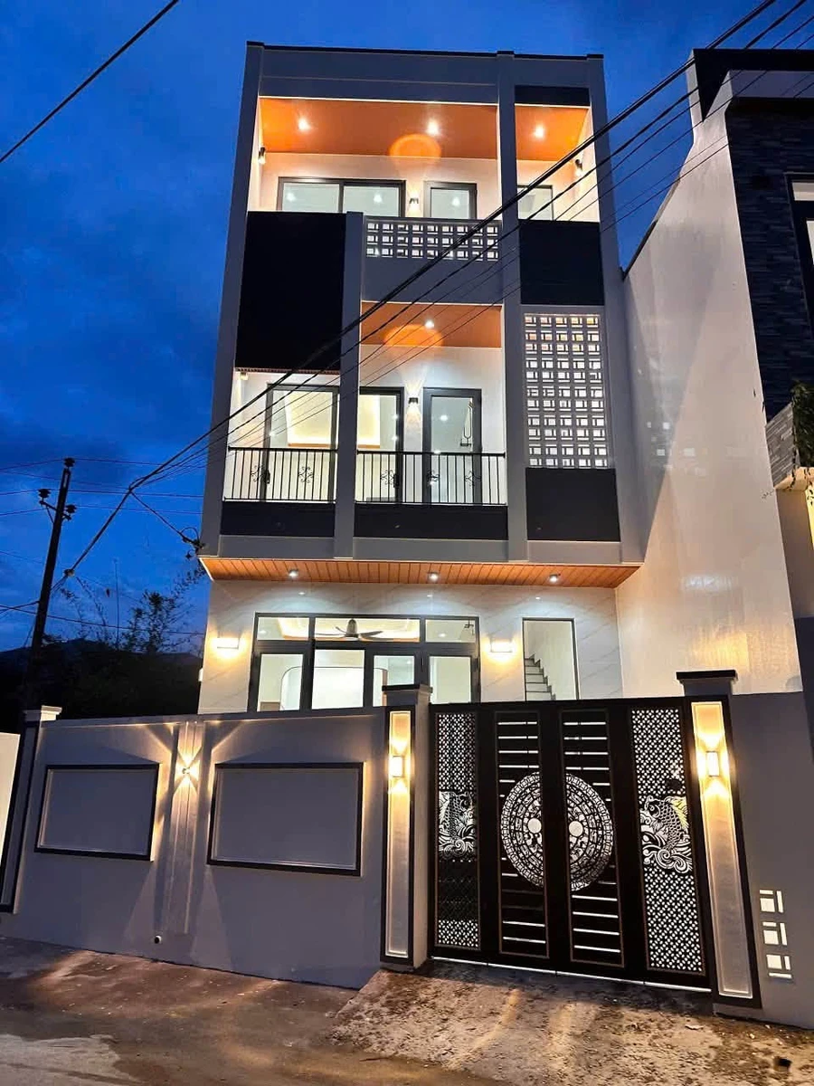 Bán nhà 3 tầng 143m² Nha Trang 2 tỷ 750 - Ảnh 1