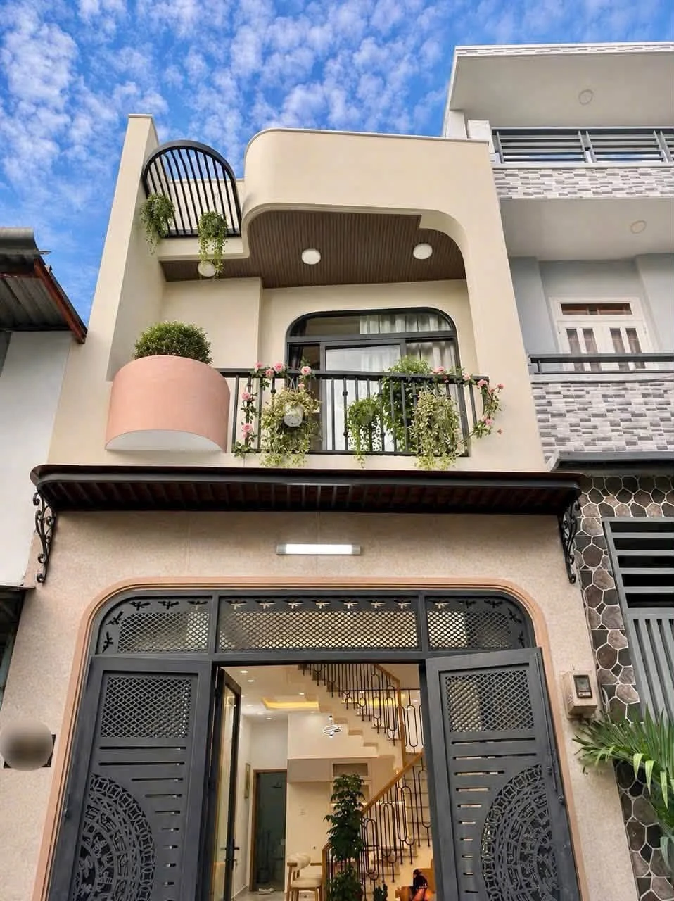Bán nhà phố 4x13m, 3PN tại Tân Phú, 5,6 tỷ - Ảnh 1