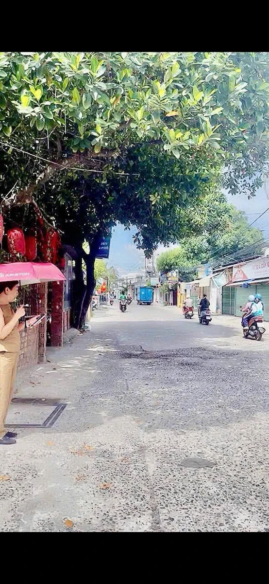 Bán nhà Vĩnh Ngọc Nha Trang, 76.4m², 3PN, 1 tỷ 990 triệu - Ảnh 1