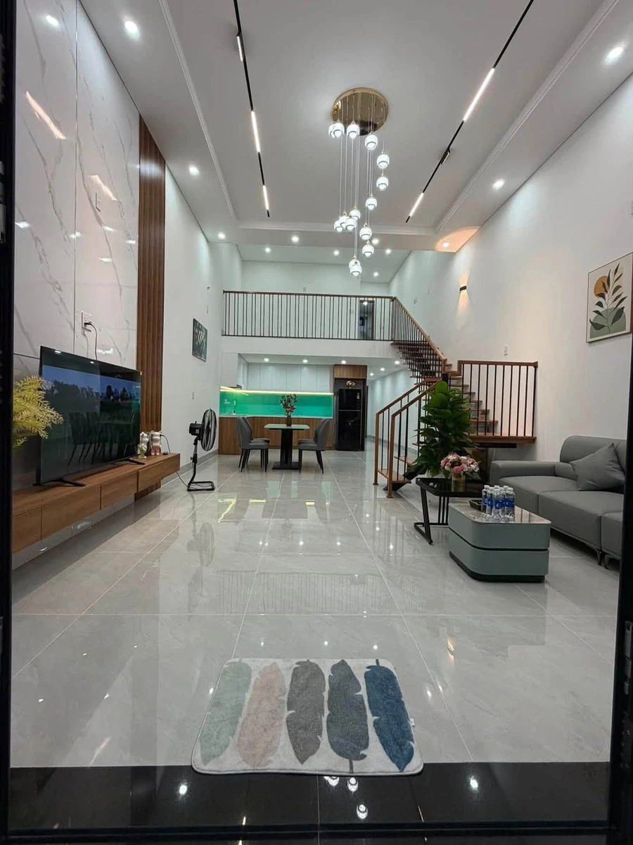 Bán nhà cấp 4 120m² 2PN Tôn Đức Thắng, sân vườn full nội thất - Ảnh thu nhỏ 2