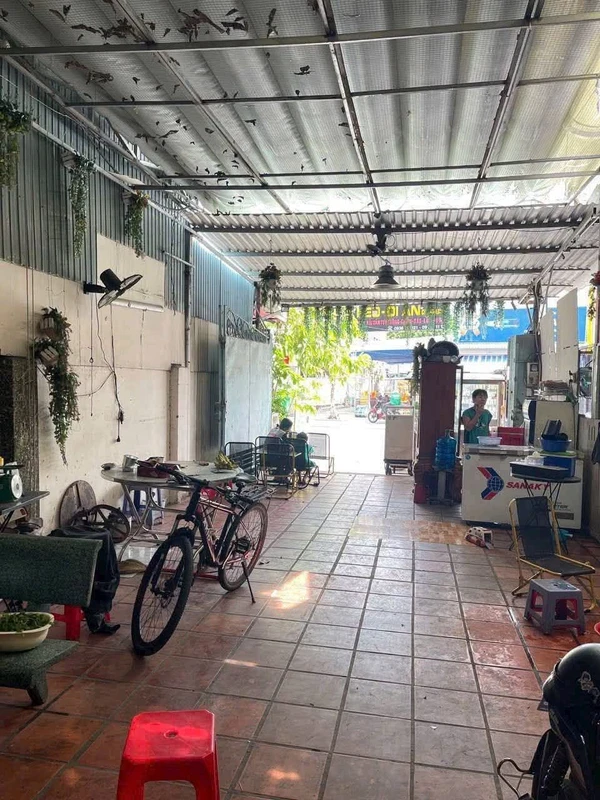Cho thuê mặt tiền Trần Hưng Đạo 215m² 13 triệu/tháng