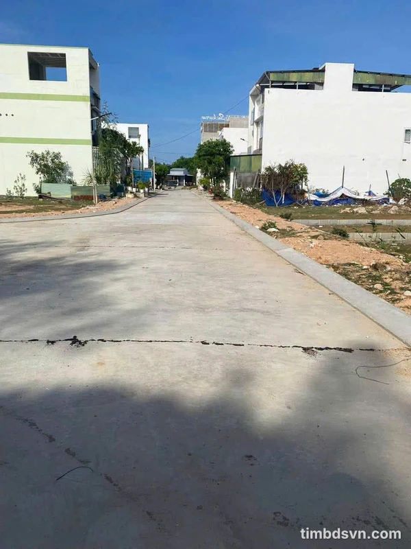 Bán đất Cam Nghĩa Cam Ranh 100m2, mặt tiền 8m, 2 tỷ 450