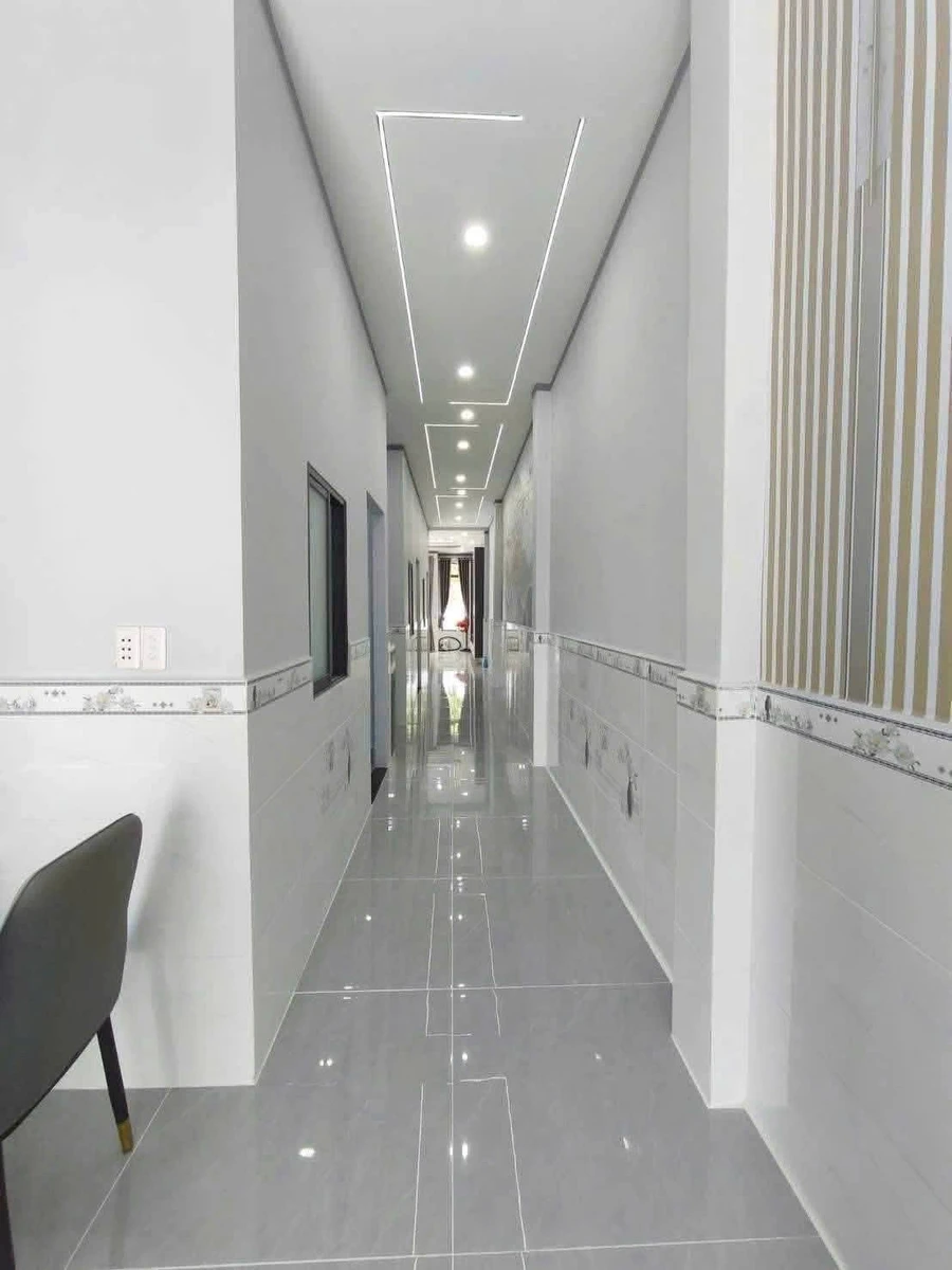 Bán nhà cấp 4 5x28m, 3PN 2WC, sổ hồng riêng hoàn công tại Mỹ Hạnh Bắc, Long An - Ảnh thu nhỏ 4