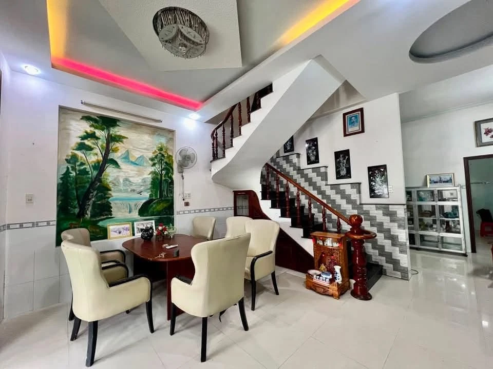 Bán nhà lầu mặt tiền Dương Đình Nghệ Phan Thiết 83.5m2, 4.9 tỷ - Ảnh thu nhỏ 4