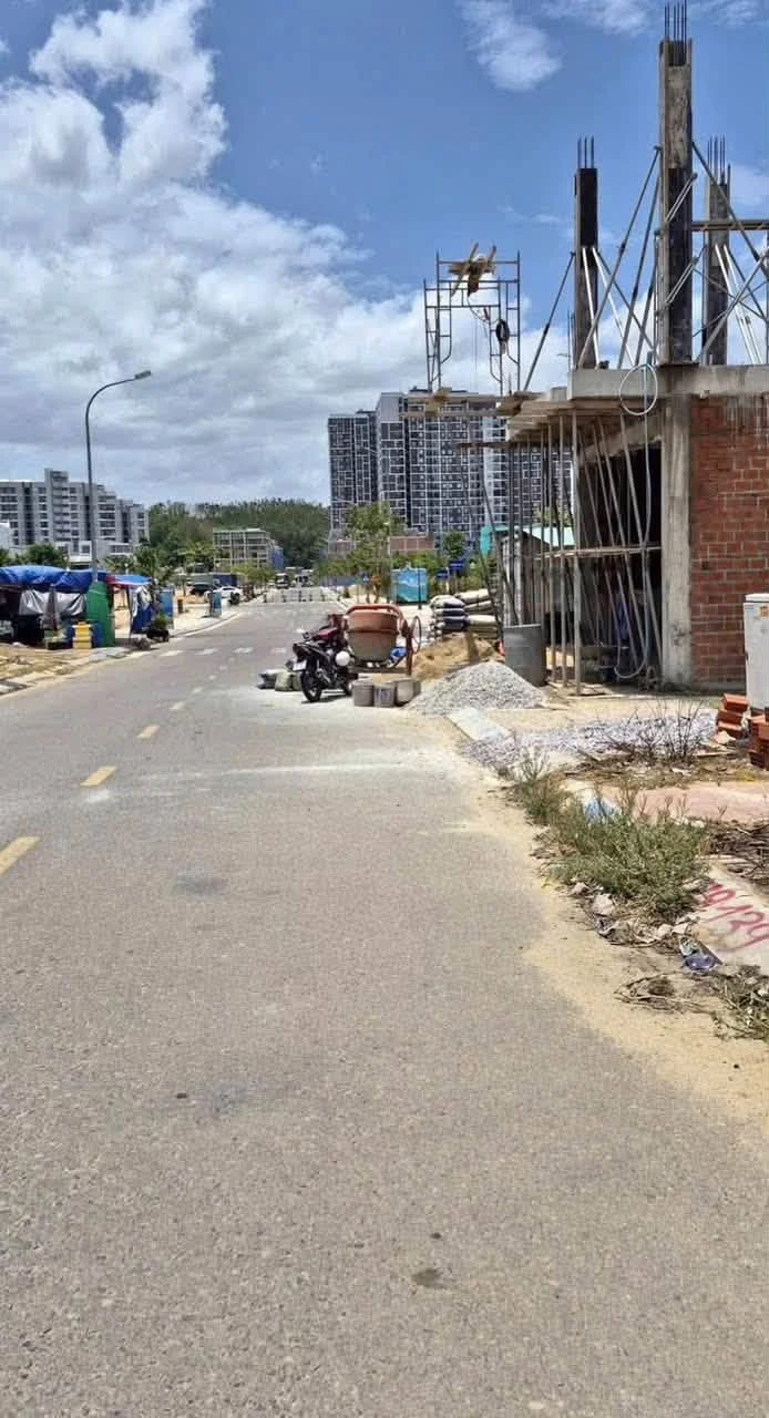 Bán đất mặt tiền 159m2 khu Gara Quyền, trung tâm Quy Nhơn - Ảnh 1