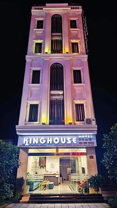 Khách sạn 6 tầng 108m² Móng Cái giá 2 tỷ