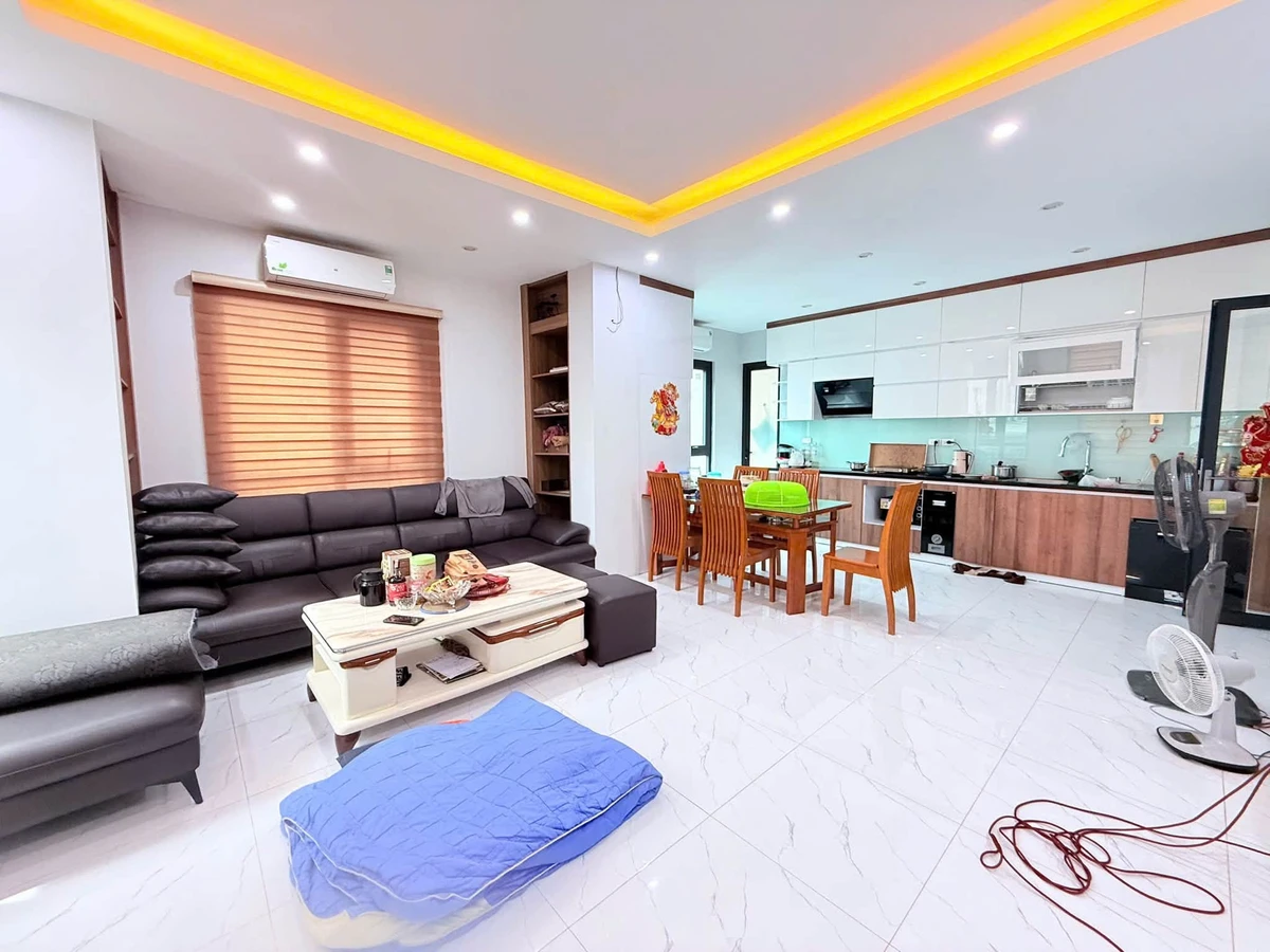 Bán shophouse Nguyễn Khang, Cầu Giấy, 88m2, 45 tỷ - Ảnh thu nhỏ 3
