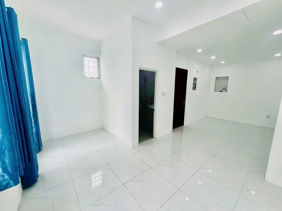 Bán nhà hẻm Lê Quang Định P14 Bình Thạnh 45m2, 1 trệt 3 lầu, 6PN, giá 7,95 tỷ - Ảnh thu nhỏ 3