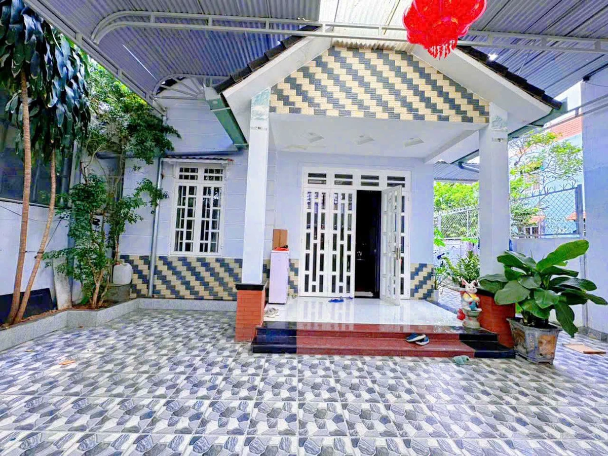 Bán nhà mái thái 220m² sát UBND Trảng Dài 3.8 tỷ - Ảnh thu nhỏ 4