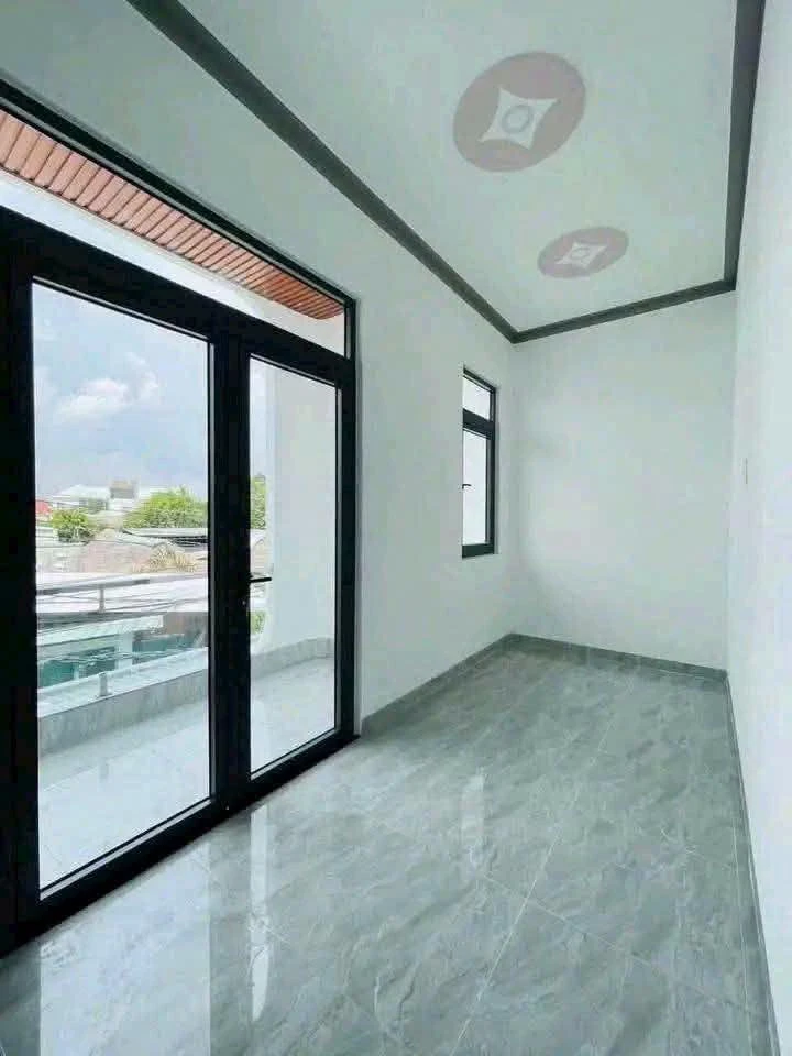 Bán nhà 100m² 3PN, Phường Long Hưng, Đồng Nai, 3 tỷ 790 triệu - Ảnh thu nhỏ 2