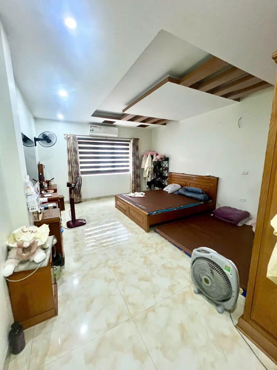 Bán nhà 2 tầng 90m2 giá 3,2 tỷ Phố Hưng Thịnh - Ảnh thu nhỏ 4