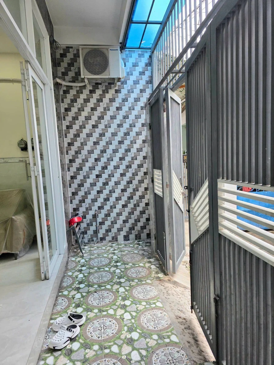 Bán nhà 3 tầng 36.9m² đường Cù Huân gần Tháp Bà, Nha Trang - Ảnh thu nhỏ 2