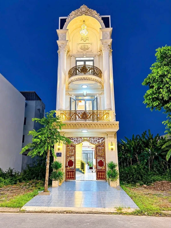 Bán nhà mặt tiền trục chính D1 KDC Hồng Loan, 80m2, 1 trệt 2 lầu, Cần Thơ