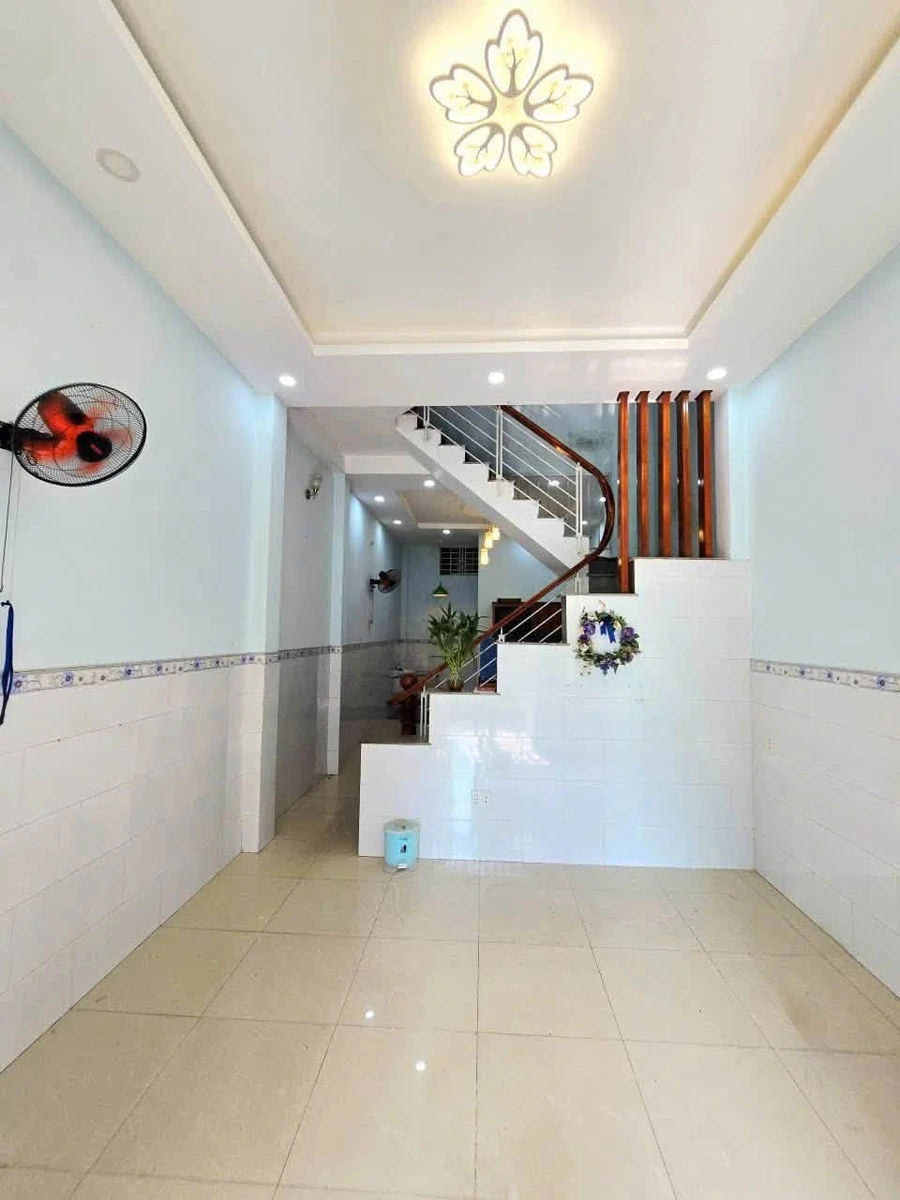 Nhà phố Long Trường 56m² 3 tầng 3.8 tỷ - Ảnh thu nhỏ 4