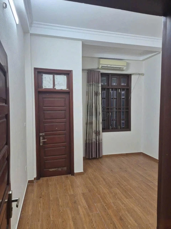 Cho thuê nhà 5PN 157m² Định Công Hạ, Hà Nội 15tr/tháng