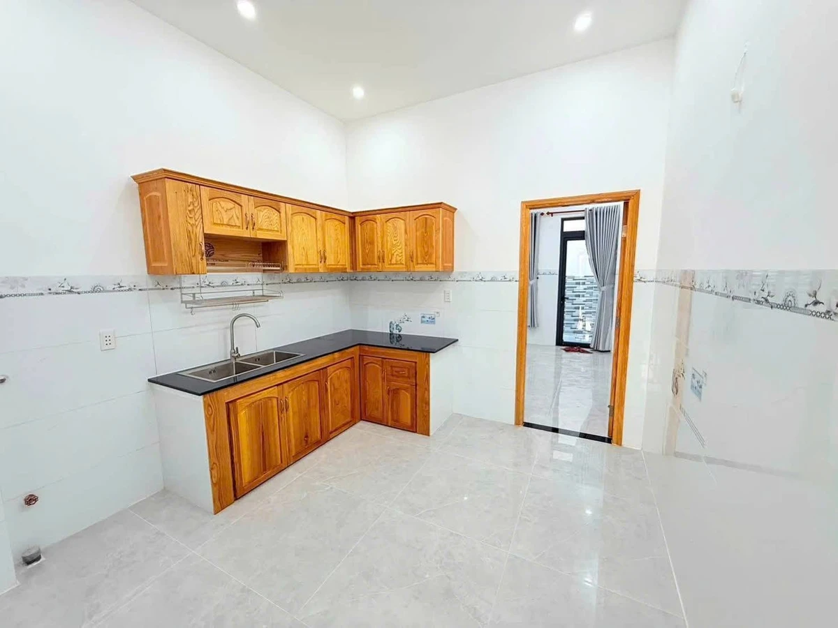 Bán nhà hẻm 65m2, 3PN Phường Vũng Tàu, gần biển 5.2 tỷ - Ảnh thu nhỏ 3