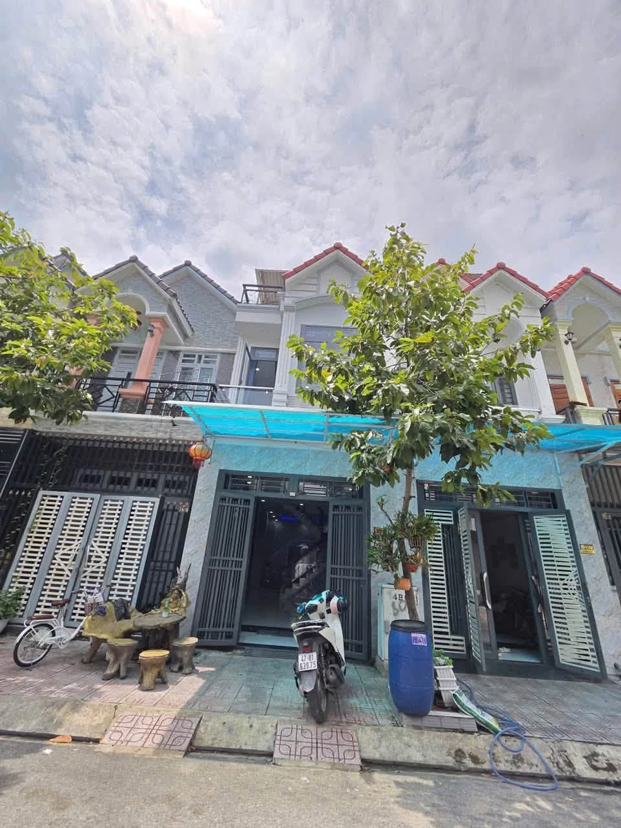 Bán nhà 1 trệt 1 lầu 60m2 Thuận An - 3,5 tỷ - Ảnh thu nhỏ 2