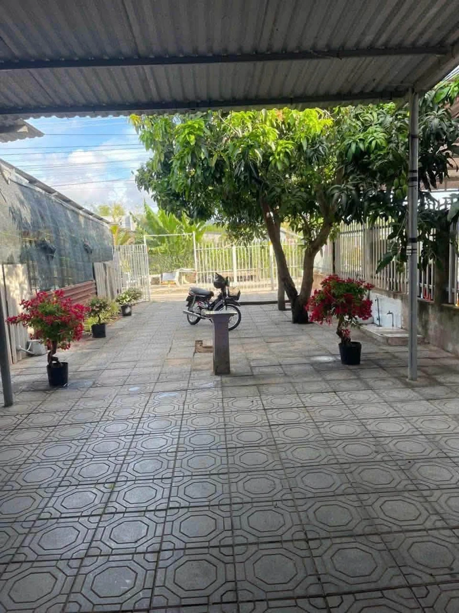 Bán nhà Long Điền 227m² giá 1tỷ750 - Ảnh thu nhỏ 3