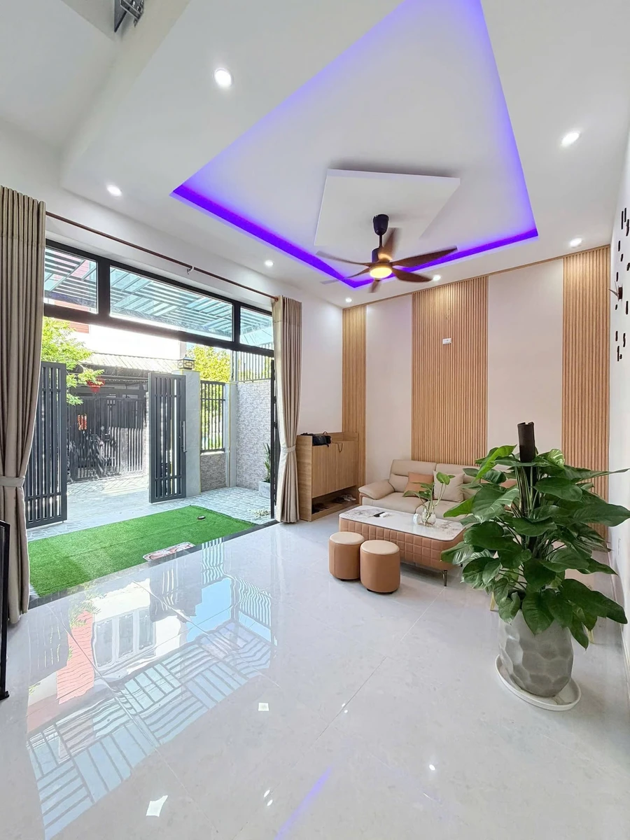 Bán nhà 3 tầng 80m² kiệt Tô Hiếu, xe vào nhà - Ảnh 1
