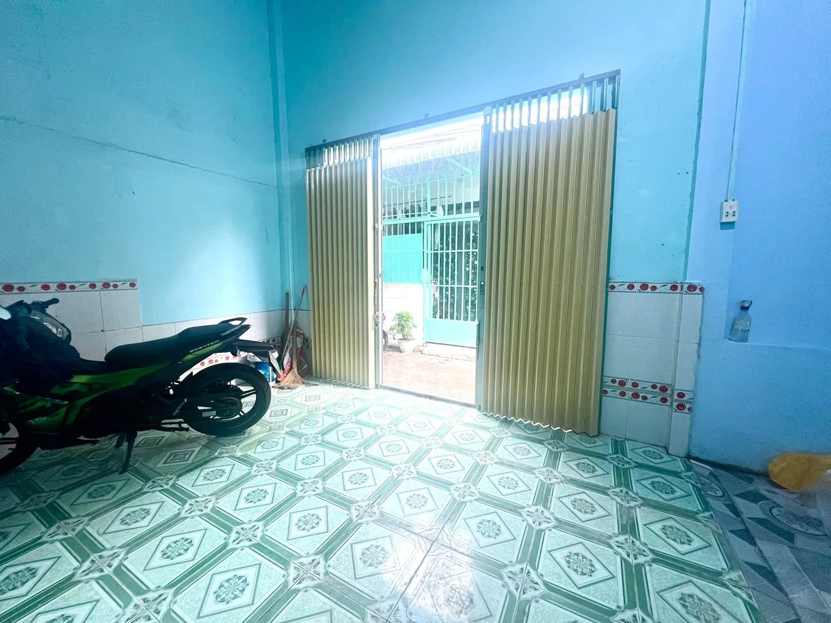 Bán nhà hẻm xe hơi 100m2 Dĩ An 3.39 tỷ - Ảnh thu nhỏ 3