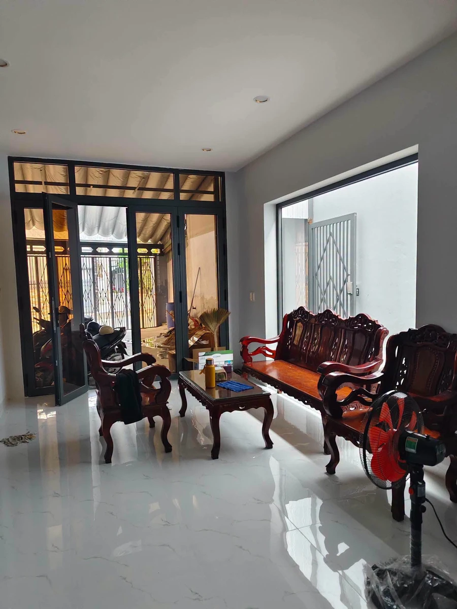 Cho thuê nhà mặt tiền 160m² Đường 138, Quận 9 - Ảnh thu nhỏ 2