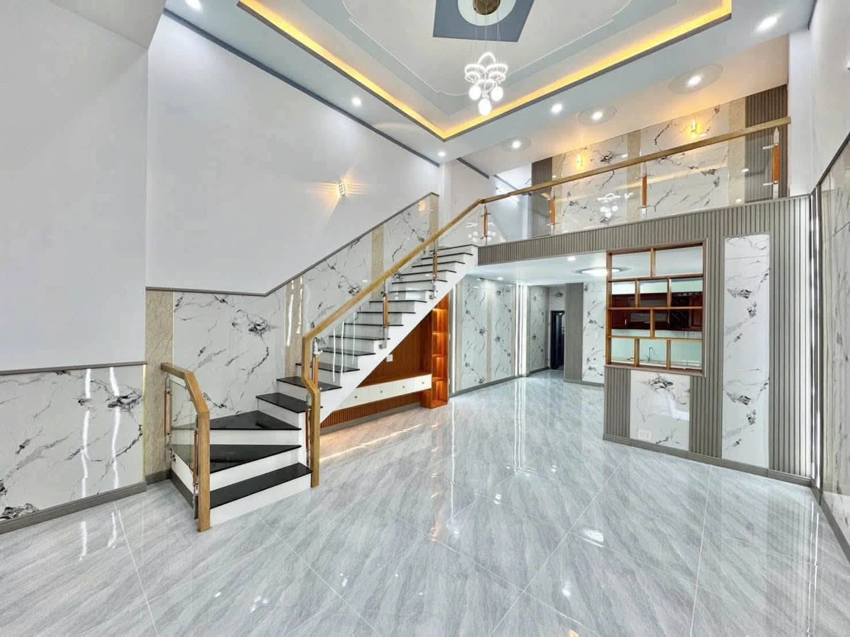 Bán nhà cấp 4 gác lửng mặt tiền đường Vũng Việt, Dĩ An, Bình Dương, 123m2, hơn 5 tỷ - Ảnh thu nhỏ 3