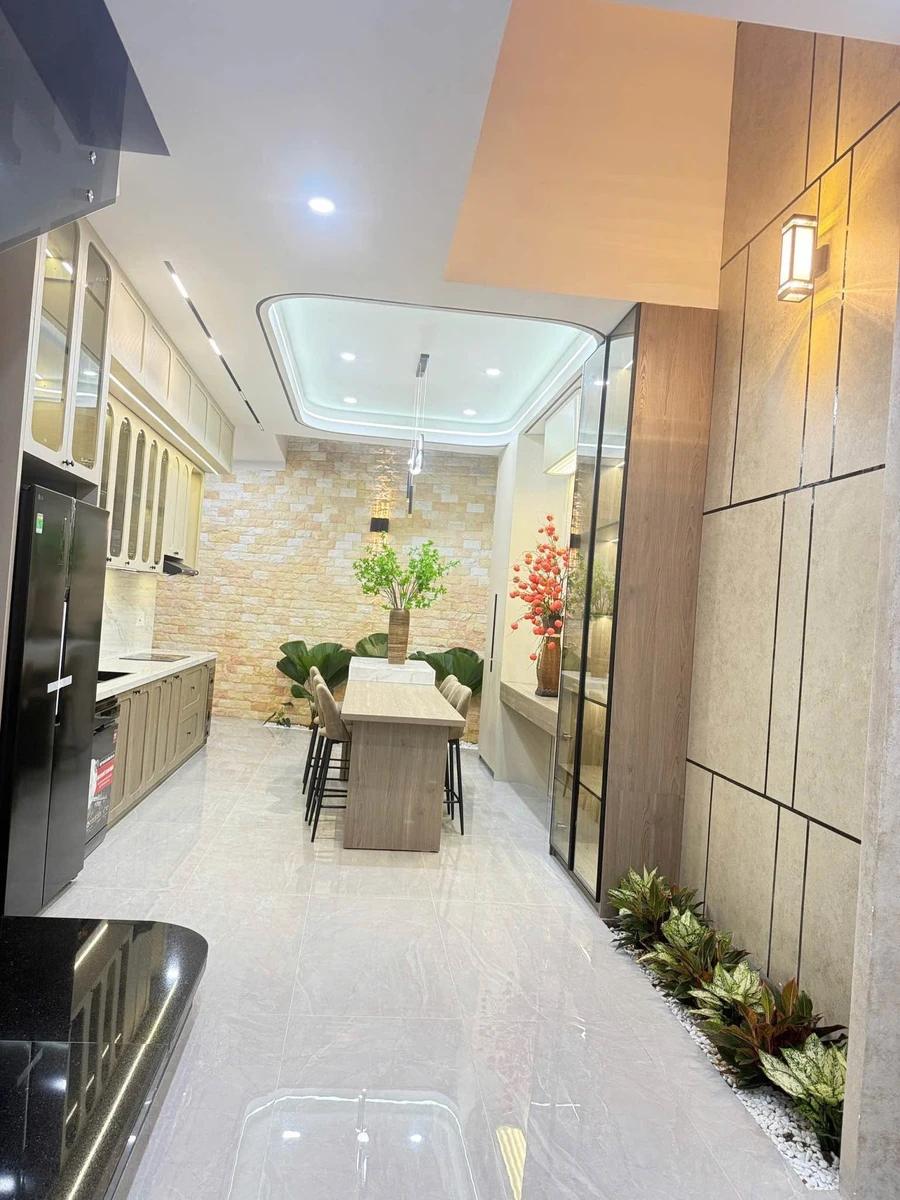 Bán nhà mới full nội thất hẻm 53 Phạm Ngũ Lão thông Trần Phú, 4x23m, giá 4,65 tỷ - Ảnh thu nhỏ 3